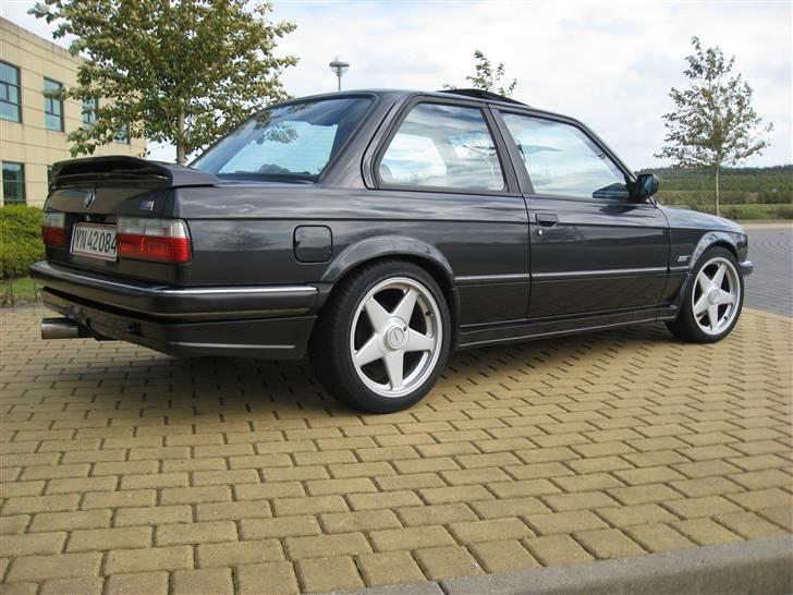 BMW e30 325i 24v billede 5