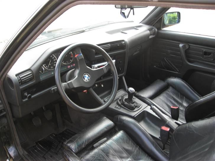 BMW e30 325i 24v billede 8