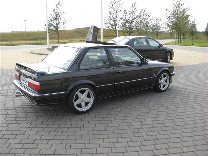 BMW e30 325i 24v billede 9