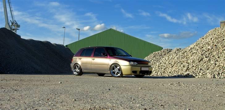 VW Golf 3 VR6 >SOLGT< billede 2