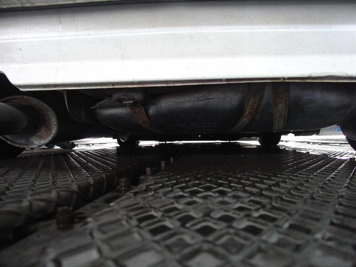 VW Golf 2 *død og begravet* - I vaskehallen... billede 8