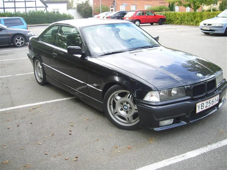 BMW 320 i Coupe SOLGT!!! :( billede 1