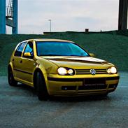 VW Golf 4