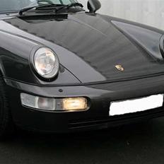 Porsche 911 Carrera 4 - 964