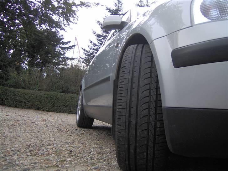 VW Passat Trendline *SOLGT* billede 5