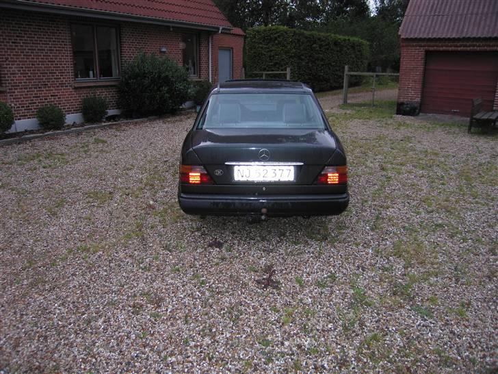 Mercedes Benz 250 D W124   billede 5