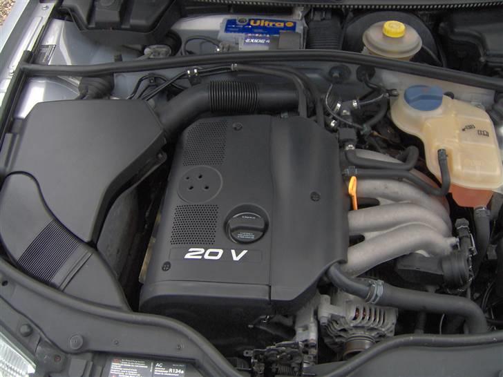 VW Passat Trendline *SOLGT* billede 14