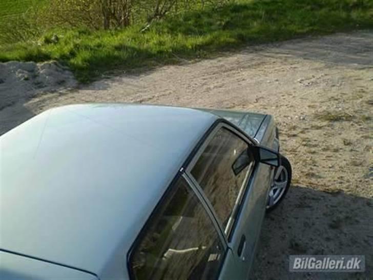 Toyota Corolla *Skrottet* - Billederne er frigivet fra tidligere ejer.. Skal nok selv få taget nogle nye når jeg får et kamera. billede 5