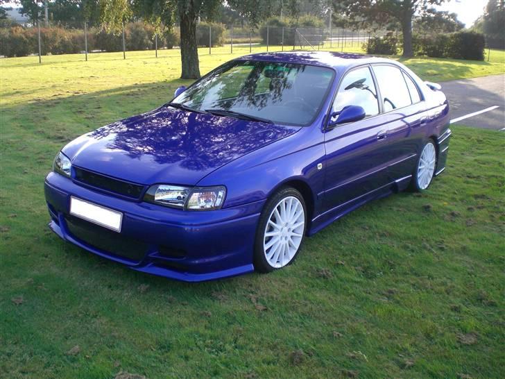 Toyota Carina E  *Solgt* billede 2