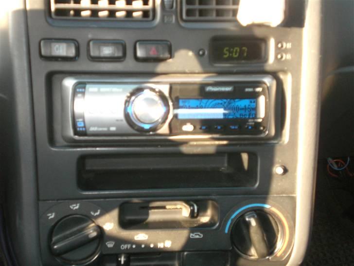 Toyota Carina E  *Solgt* billede 8