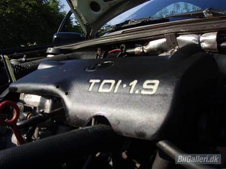 VW Passat 35i TDI (SOLGT) billede 11