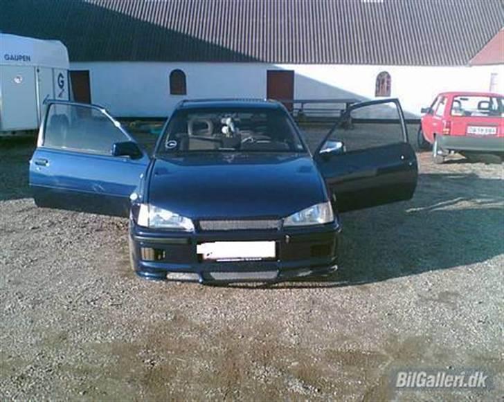Opel kadett E solgt billede 3