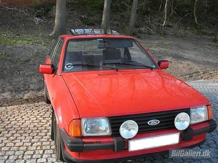 Ford Escort XR3i *SOLGT* billede 7