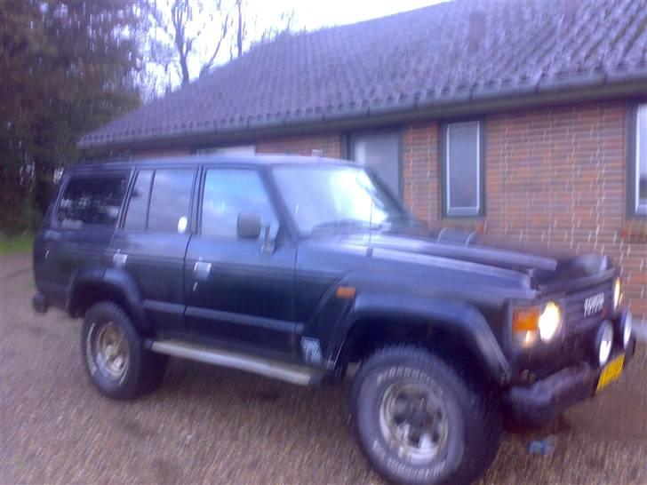 Toyota Landcruiser hj61 *SOLGT* billede 2
