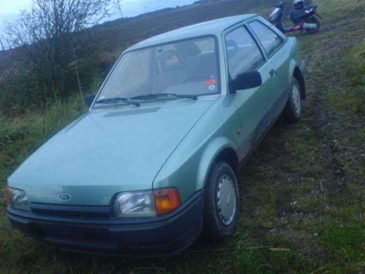 Ford escort 1,3 c solgt billede 1