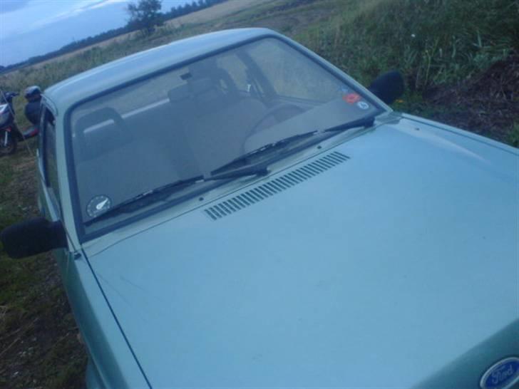 Ford escort 1,3 c solgt billede 2