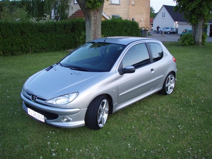 Peugeot 206 billede 2