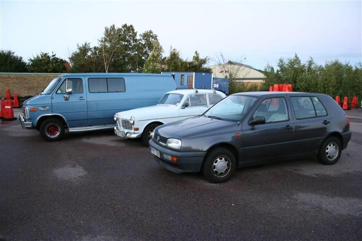 VW Golf 3 1.9 TD - 75hk (R) - Se van´en i baggrunden :) billede 6