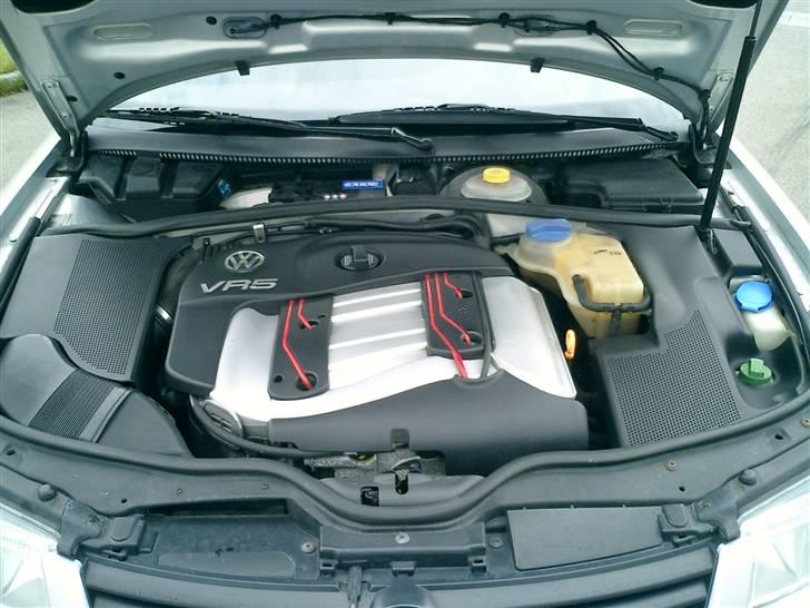 VW passat 2,3 solgt. billede 8