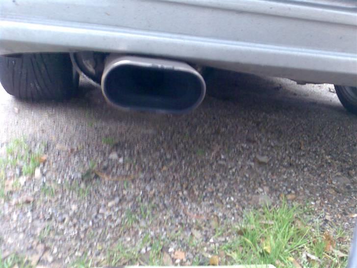 BMW 320i (325i) billede 6