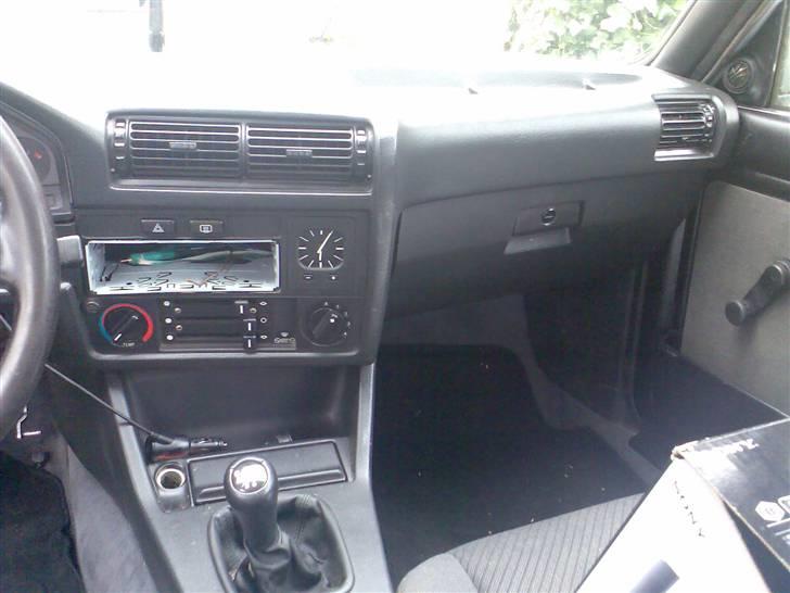 BMW 320i (325i) billede 10