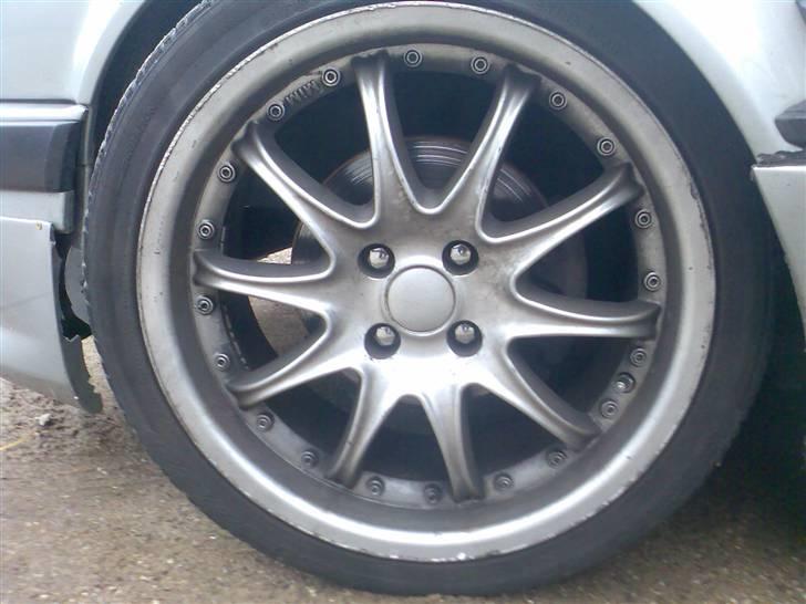 BMW 320i (325i) - Nogen der kender de her fælge. så må i meget gerne sige til. billede 13