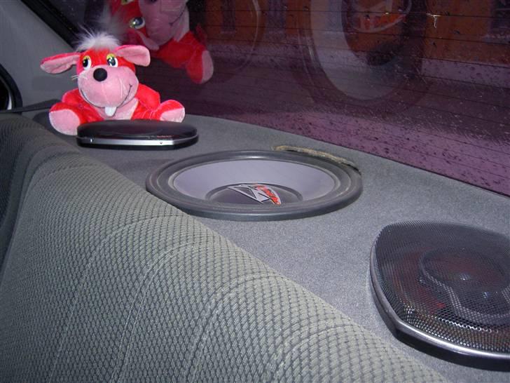 BMW E30 324 D billede 4