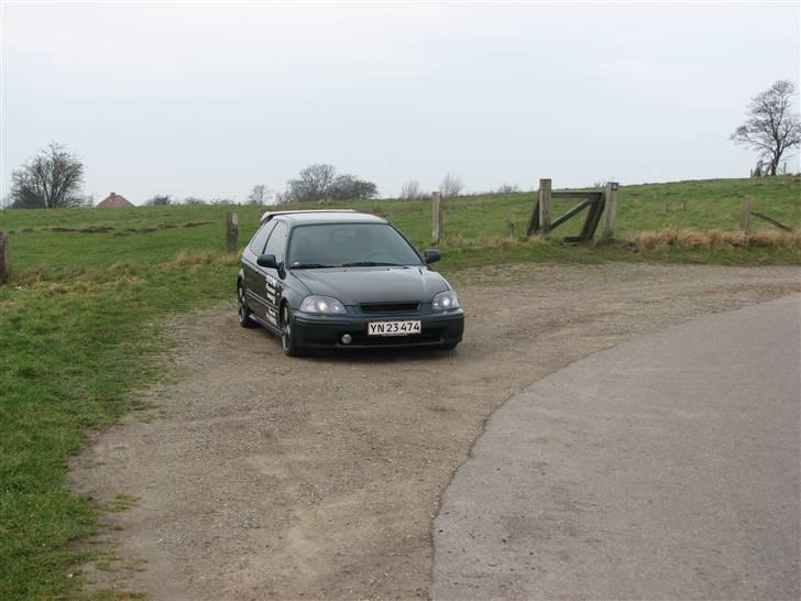 Honda Civic VTI ## SOLGT ## billede 4