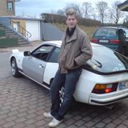 Porsche 924