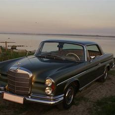 Mercedes Benz 280SE/C SEC Coupé 