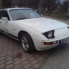 Porsche 924