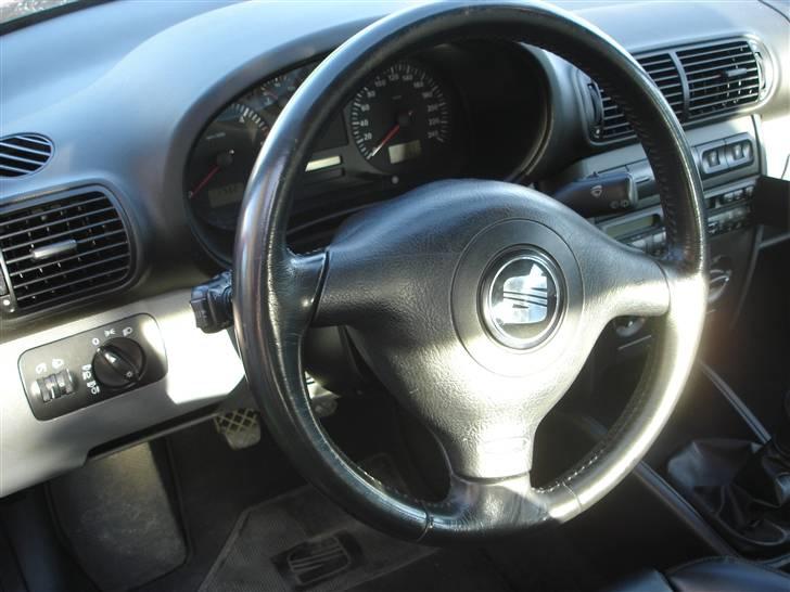 Seat Leon (Solgt) - Læderrat!! billede 4