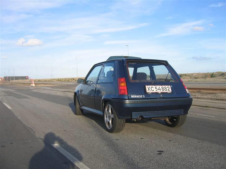Renault 5 GTE le mans billede 5