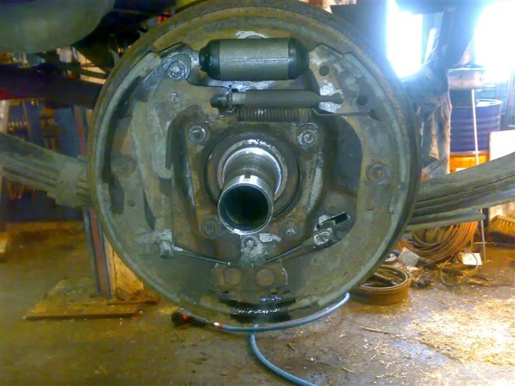 Toyota Landcruiser hj61 *SOLGT* - så nye bremser det er gamle bakker bare ny belægning billede 15