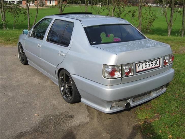 VW vento (solgt) billede 4