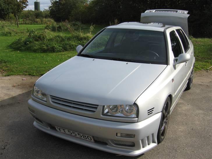 VW vento (solgt) billede 10