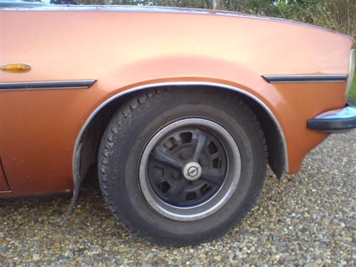 Opel Ascona B 2,0 E (vinterhi) billede 6