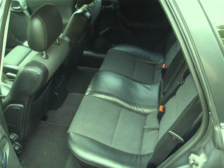 Opel Vectra B 2,2 DTI SOLGT - God benplads og dellæder... billede 5