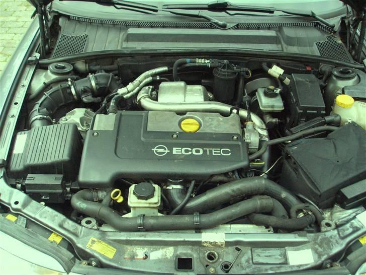 Opel Vectra B 2,2 DTI SOLGT - Tysk kraftværk med en masse moment billede 9
