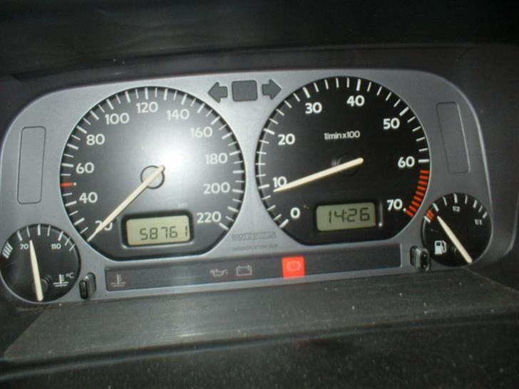 VW Vento (solgt) billede 7