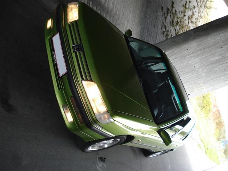 Peugeot 605 SRI billede 5