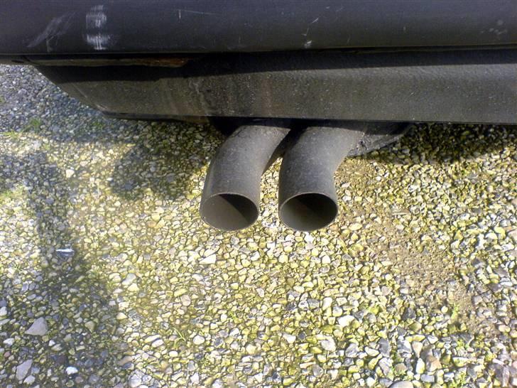 BMW 320i S Edition *SOLGT* - 325 udstødning. Lidt pænere end en standard udstødning billede 9