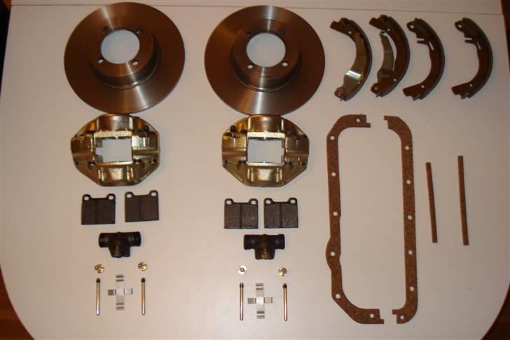 Opel kadett c  - GT / E instrumenter med hvide ur skiver. skal have malet baggrunden sort og har lavet chrome ringe billede 19