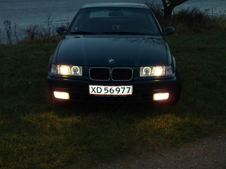 BMW E36 320i  - Min dyt billede 1