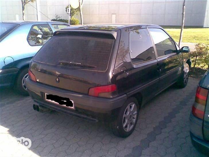 Peugeot 106 "byttet" - et billede af potten bagfra. billede 3