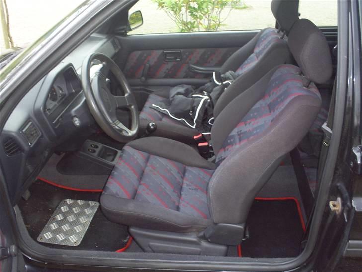 Peugeot 106 "byttet" - Et hurtigt billede af kabinen billede 7