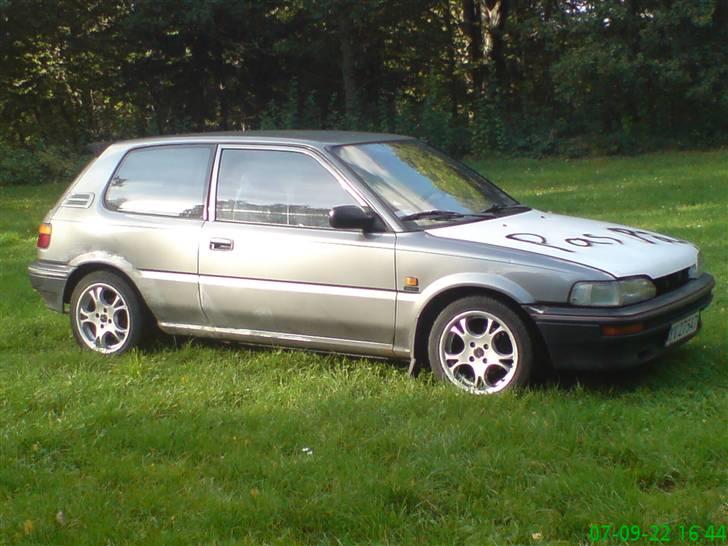 Toyota Corolla XL 1.3 - Solgt billede 3