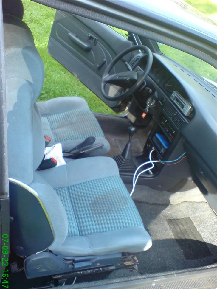 Toyota Corolla XL 1.3 - Solgt - Toyota Celica Supra MKII sæder - spec. lavet beslag = nice siddeplads! billede 5
