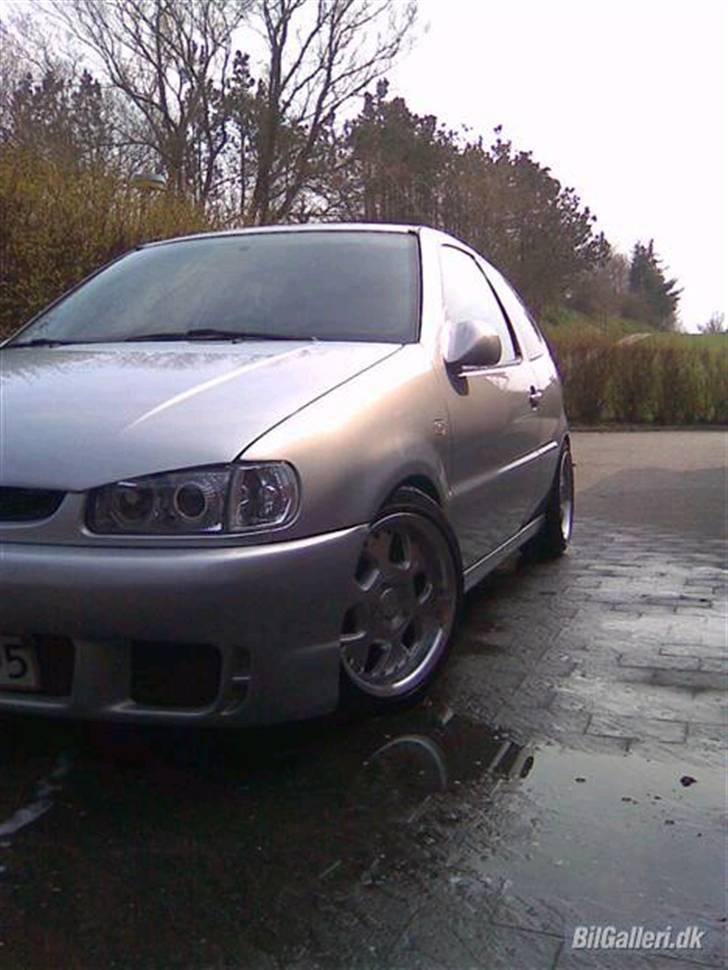 VW Polo 6n SOLGT billede 1