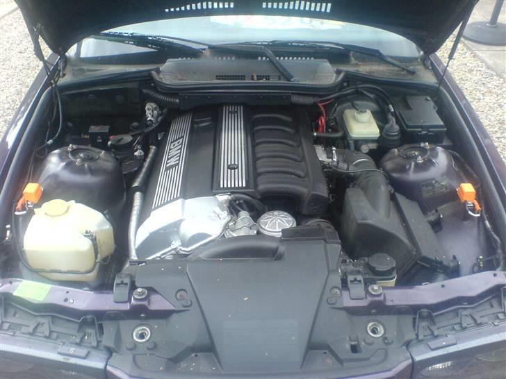 BMW 325 coupe solgt billede 11